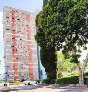 A flat in Haifa Nissenboim Street